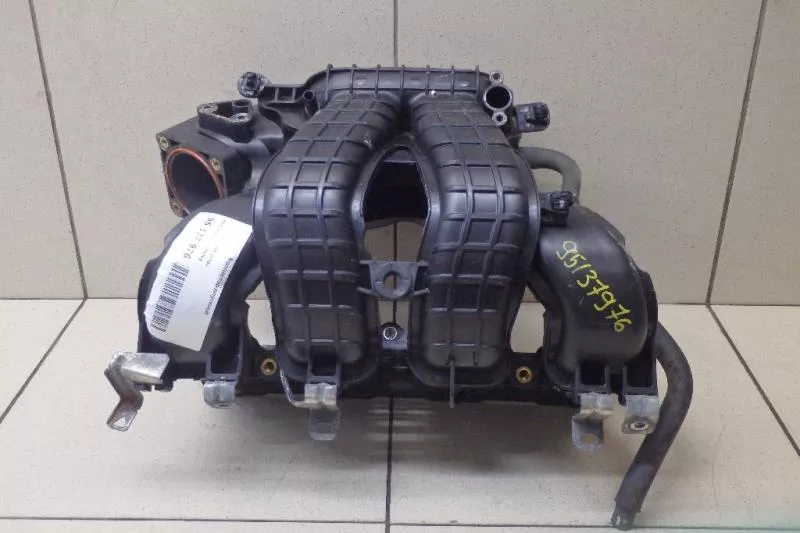 Впускной коллектор ST302120 Впускной коллектор ST302120