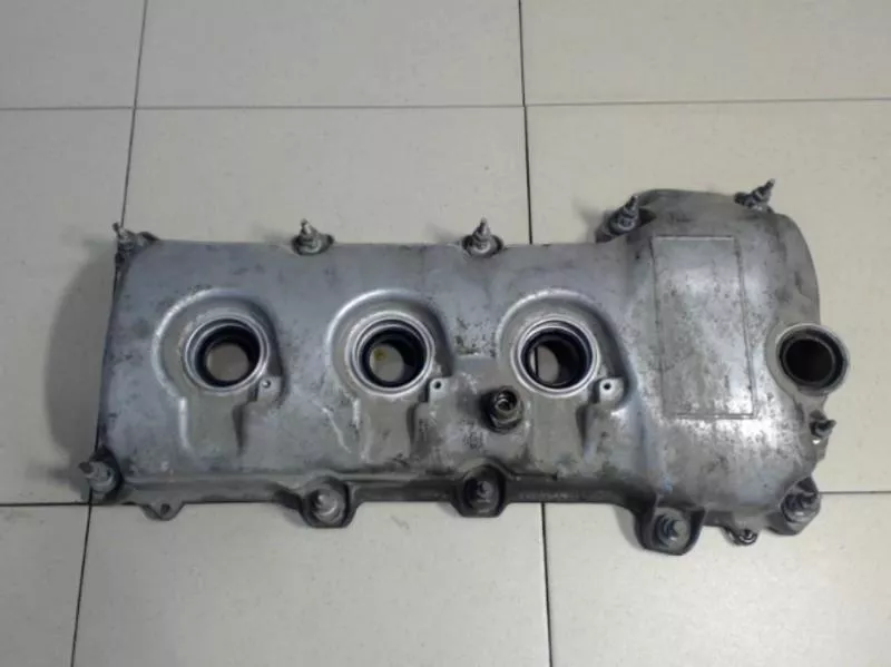 Клапанная крышка ГБЦ BS68560 Клапанная крышка ГБЦ BS68560