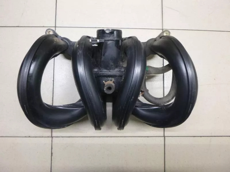 Впускной коллектор ST302240