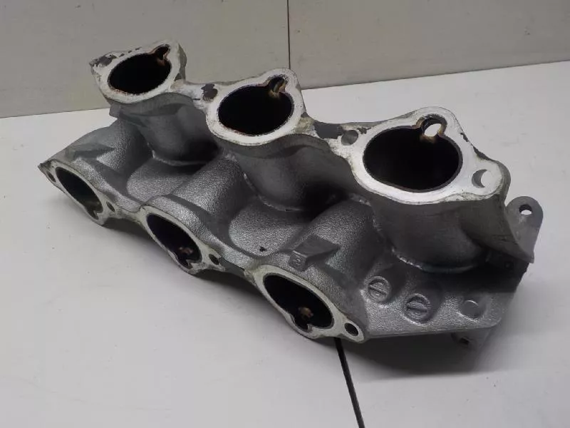 Впускной коллектор ST298840 Впускной коллектор ST298840