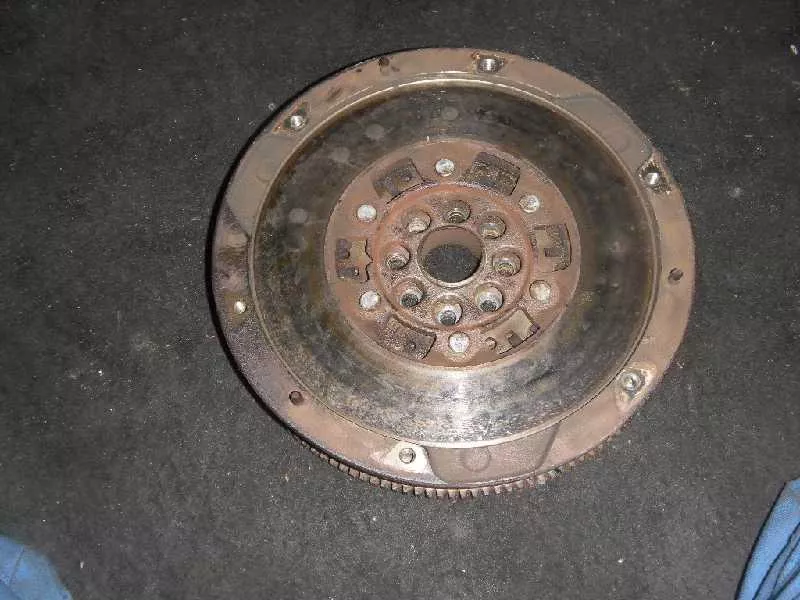 Маховик двигателя BS266866