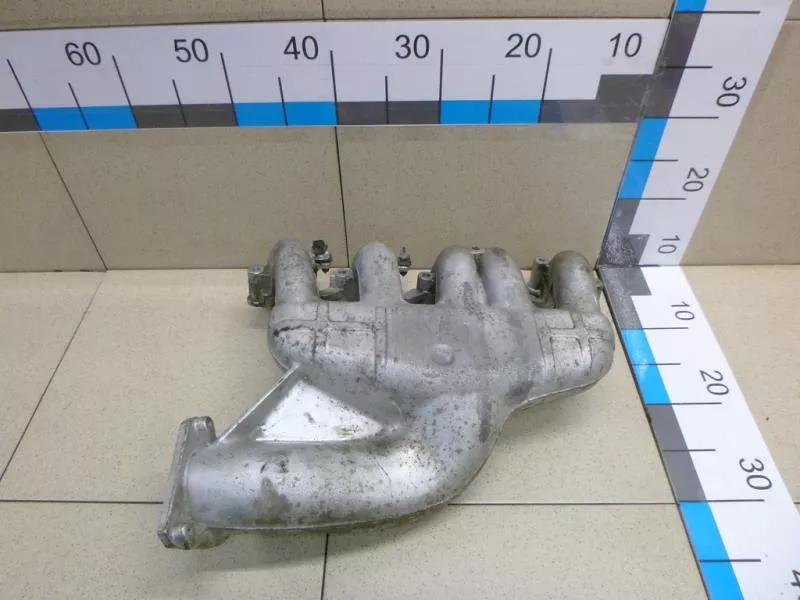 Впускной коллектор ST300675 Впускной коллектор ST300675