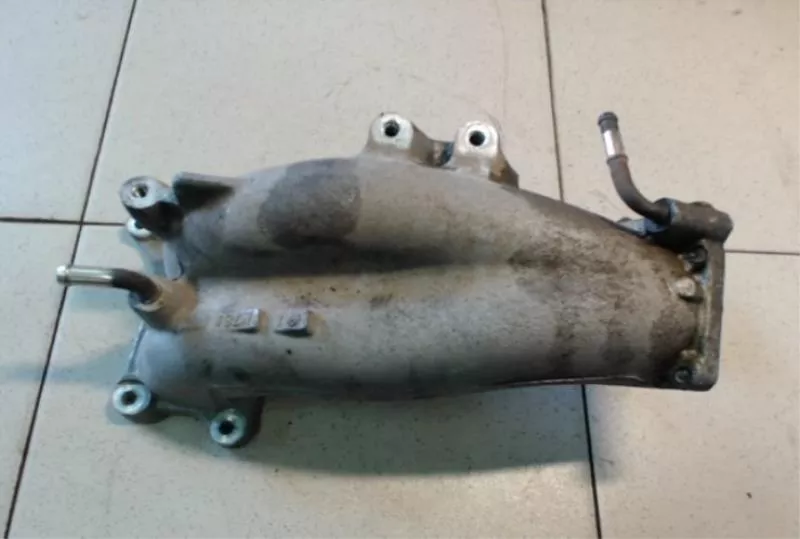 Впускной коллектор ST298975 Впускной коллектор ST298975