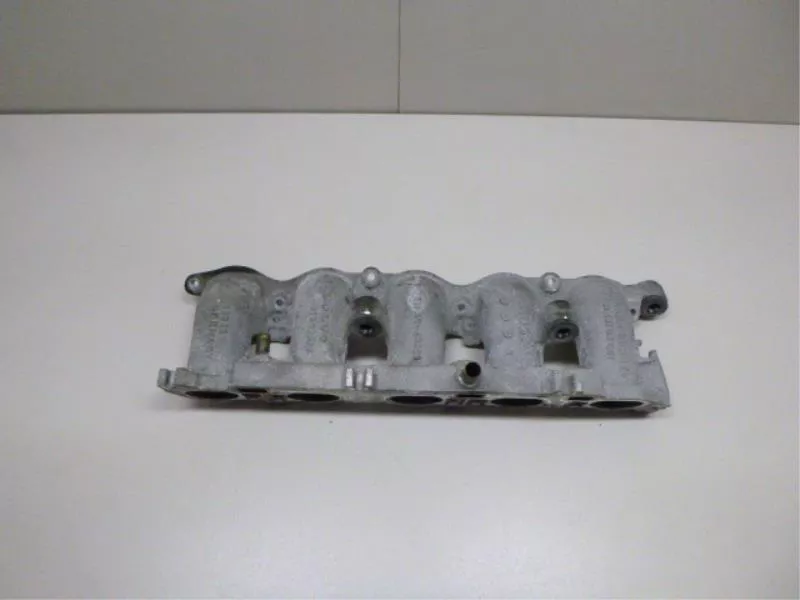 Впускной коллектор ST300635