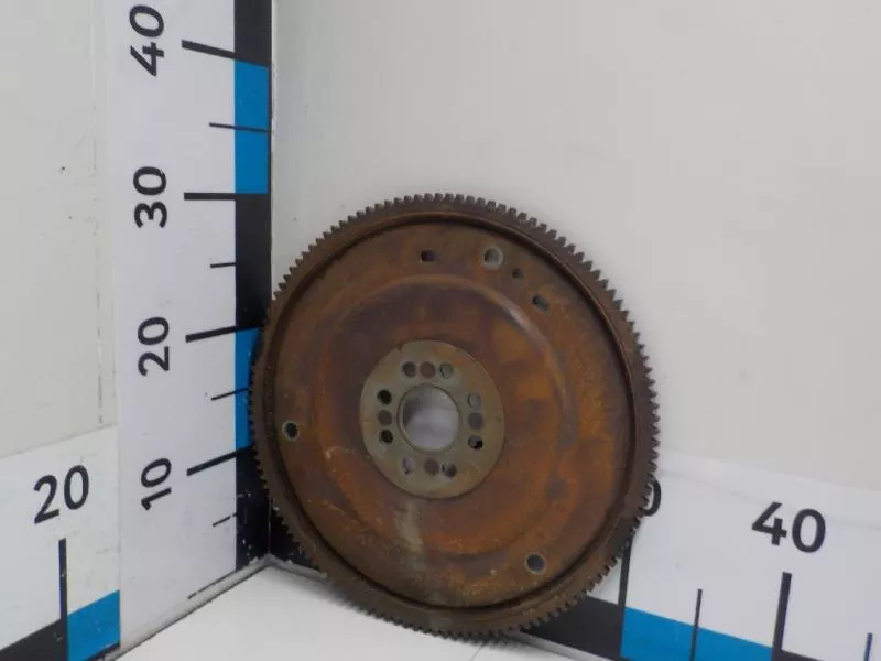 Маховик двигателя BS266400