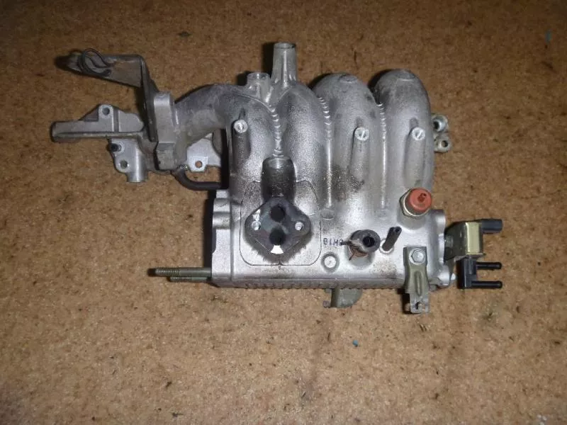 Впускной коллектор ST301488