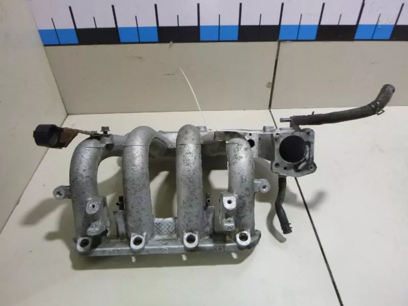 Впускной коллектор ST299564 Впускной коллектор ST299564