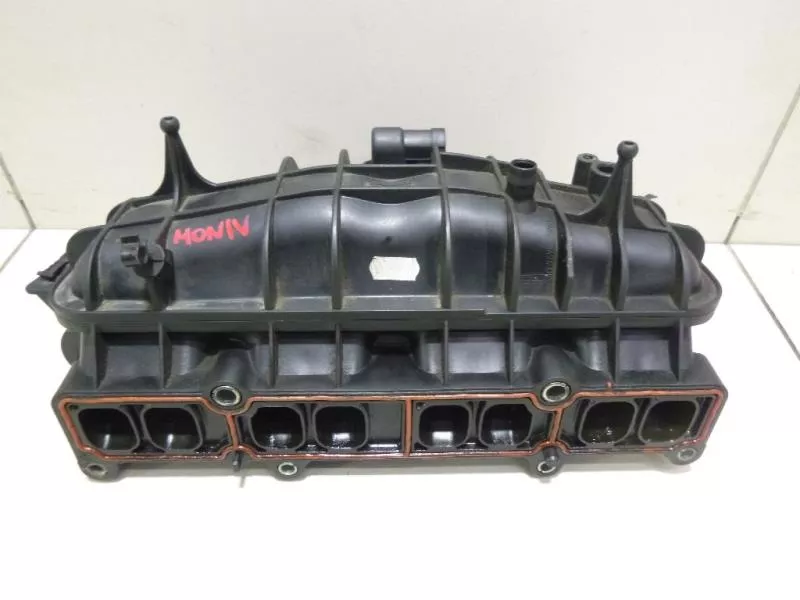 Впускной коллектор ST302430 Впускной коллектор ST302430