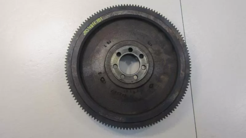 Маховик двигателя BS265947