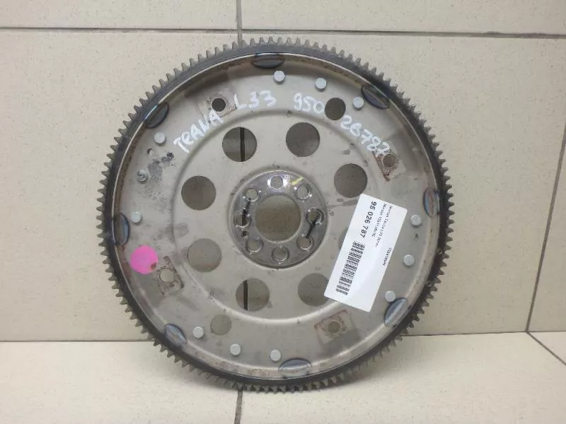 Маховик двигателя BS266942