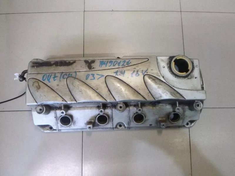 Клапанная крышка ГБЦ BS68345