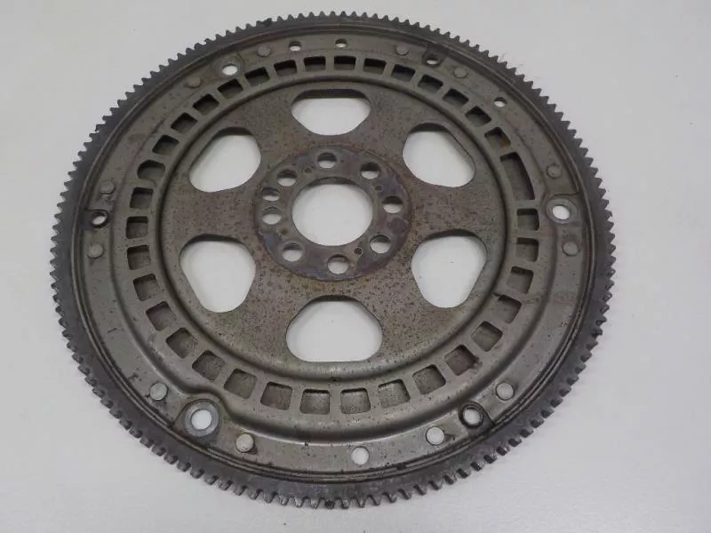 Маховик двигателя BS263529