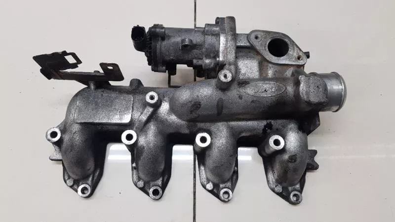 Впускной коллектор ST301862 Впускной коллектор ST301862