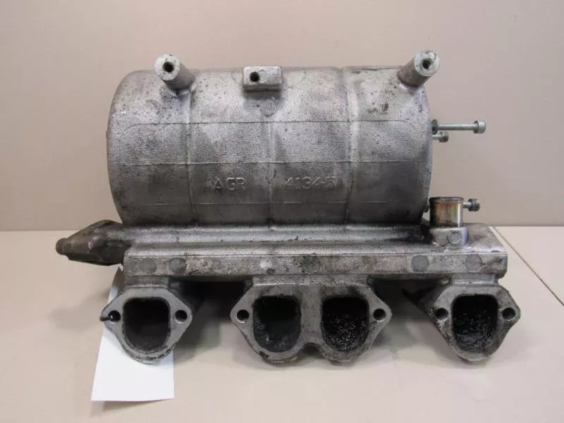 Впускной коллектор ST298865 Впускной коллектор ST298865