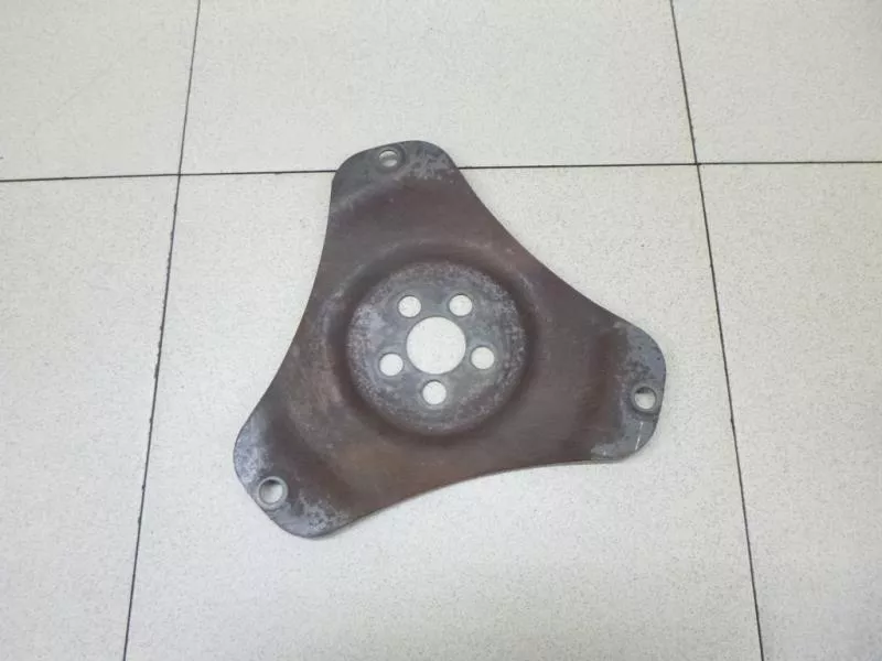 Маховик двигателя BS264281