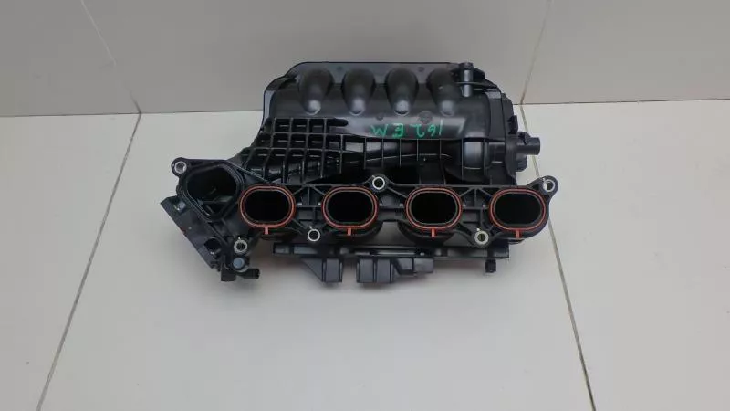 Впускной коллектор ST301048 Впускной коллектор ST301048