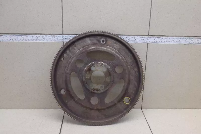 Маховик двигателя BS267145