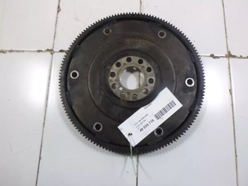 Маховик двигателя BS264559