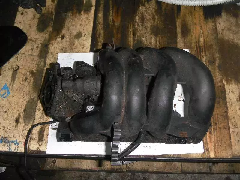 Впускной коллектор ST298549