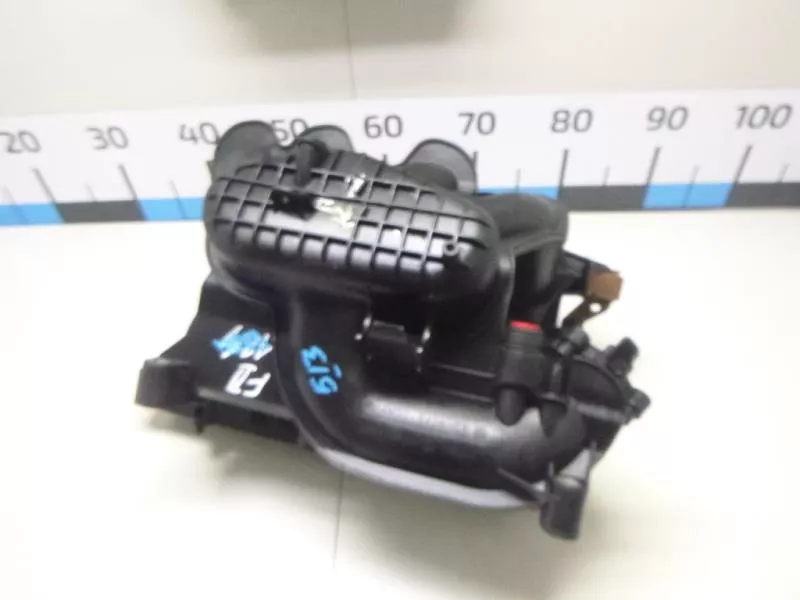 Впускной коллектор ST302495