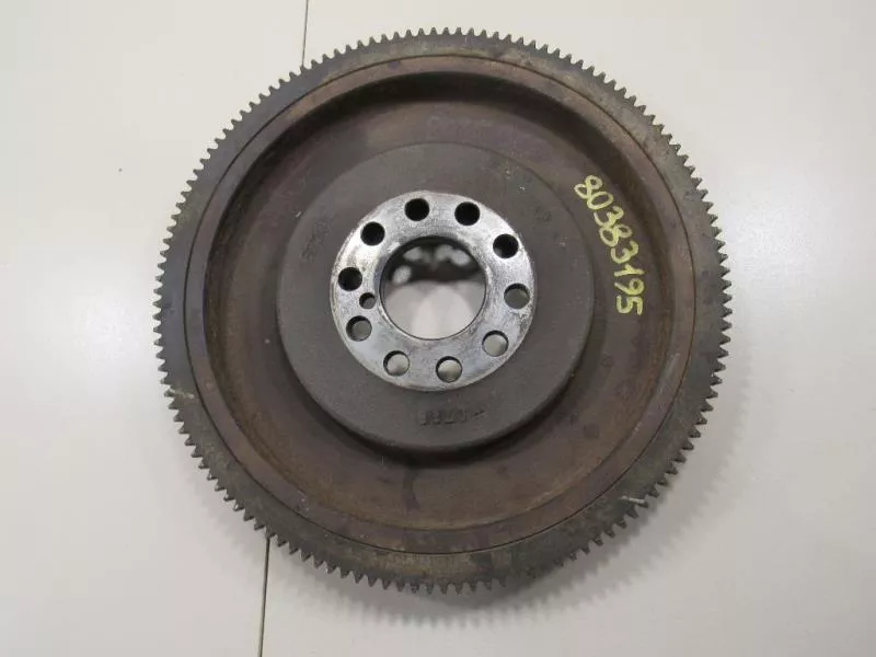 Маховик двигателя BS264841