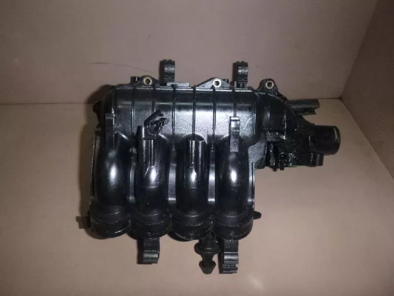 Впускной коллектор ST301285