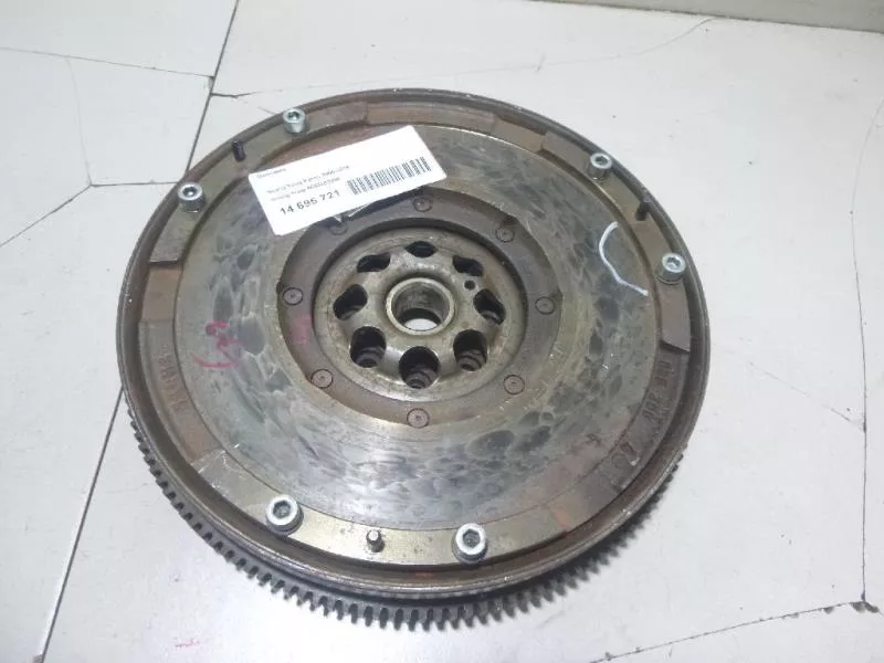 Маховик двигателя BS267821