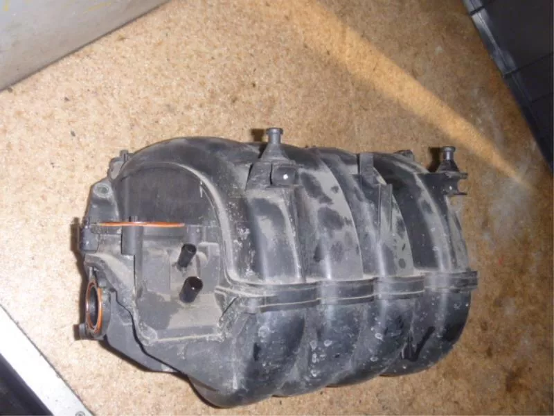 Впускной коллектор ST299198 Впускной коллектор ST299198