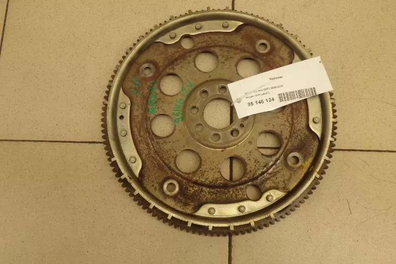 Маховик двигателя BS266833