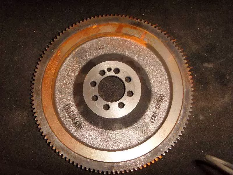 Маховик двигателя BS263855