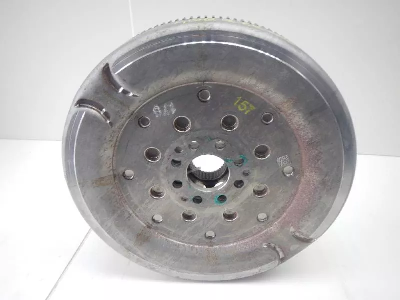 Маховик двигателя BS267817