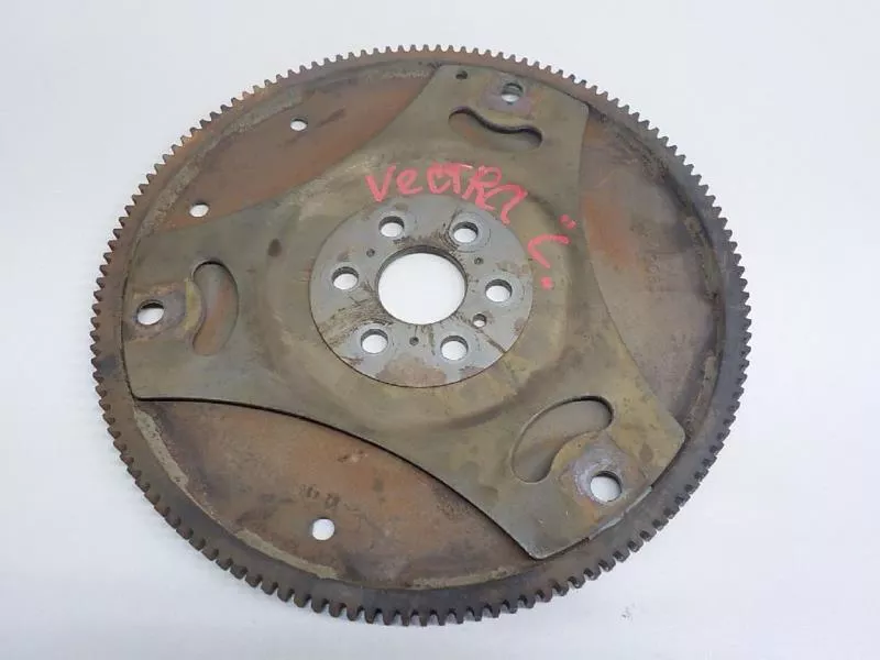 Маховик двигателя BS264656