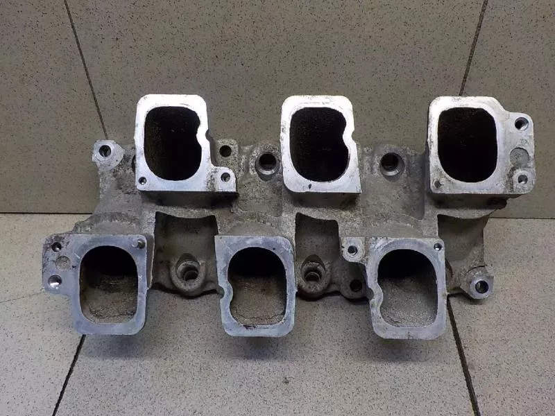 Впускной коллектор ST298581