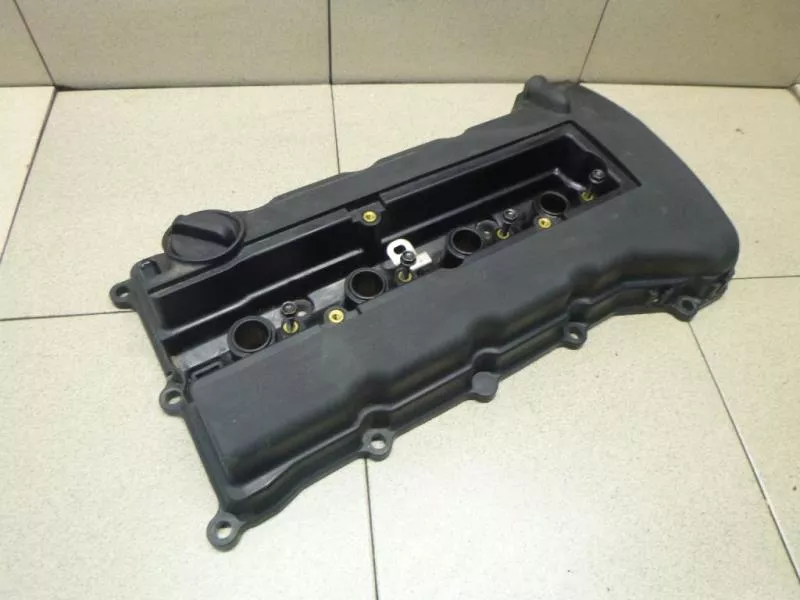 Клапанная крышка ГБЦ BS69592 Клапанная крышка ГБЦ BS69592