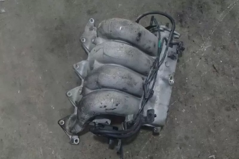 Впускной коллектор ST298793 Впускной коллектор ST298793