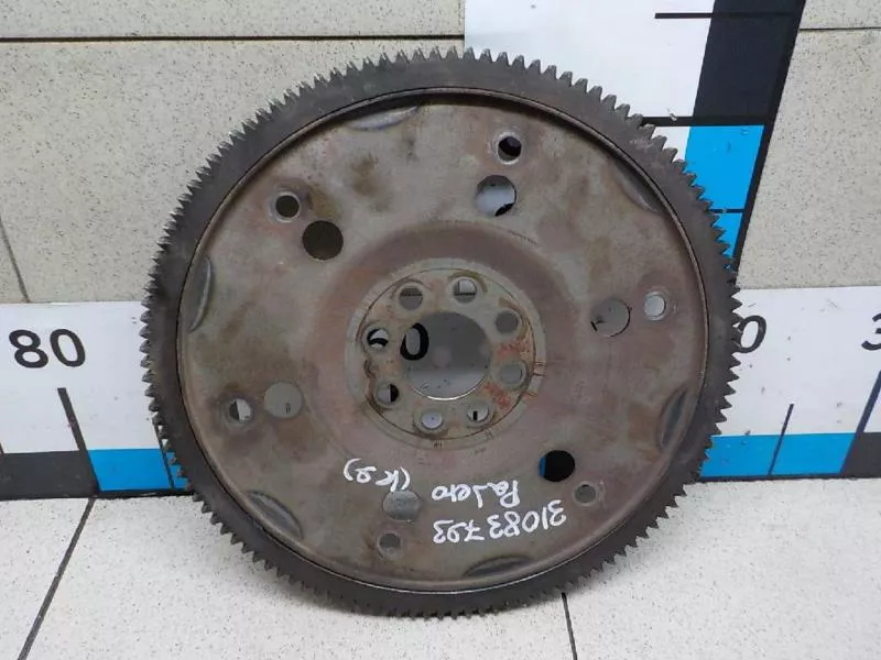 Маховик двигателя BS264783