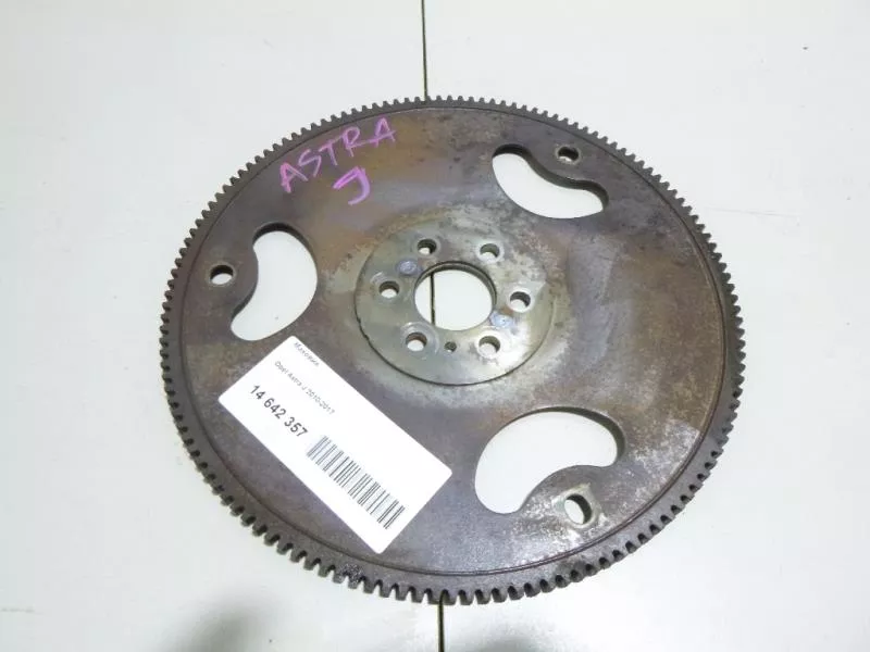 Маховик двигателя BS264169