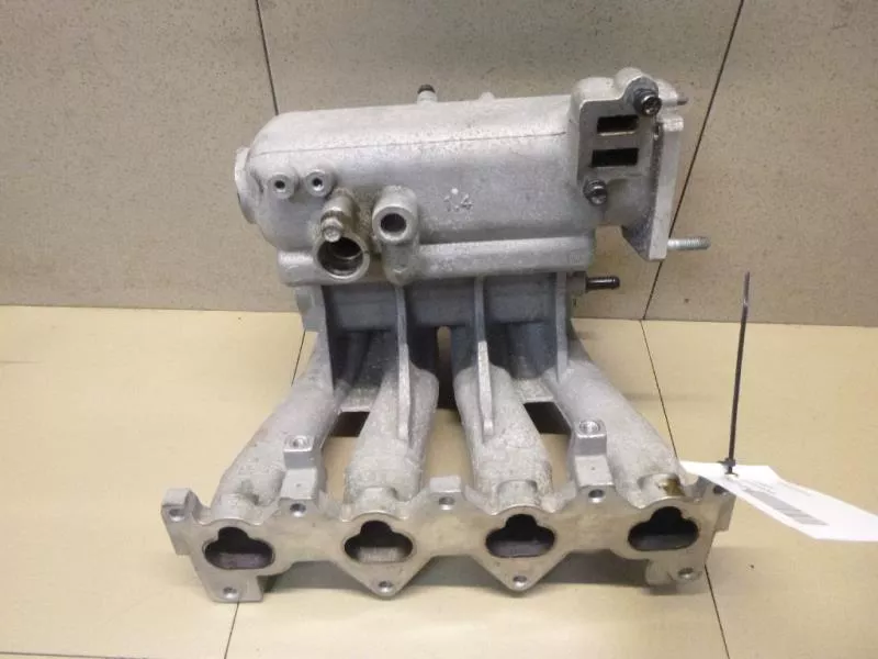 Впускной коллектор ST298321 Впускной коллектор ST298321