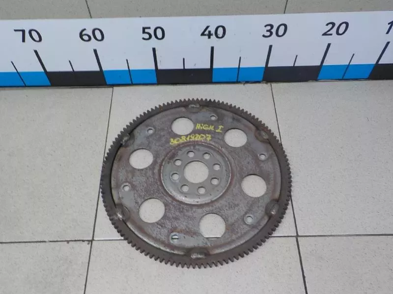 Маховик двигателя BS265293 Маховик двигателя BS265293