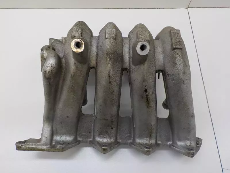 Впускной коллектор ST300077 Впускной коллектор ST300077