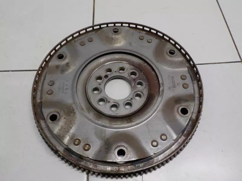 Маховик двигателя BS266253