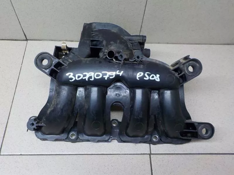 Впускной коллектор ST299244