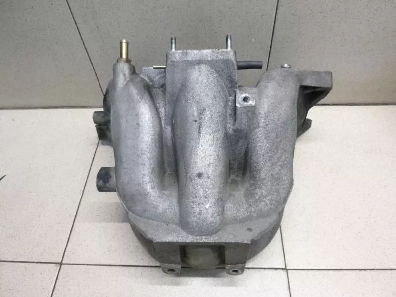 Впускной коллектор ST301343