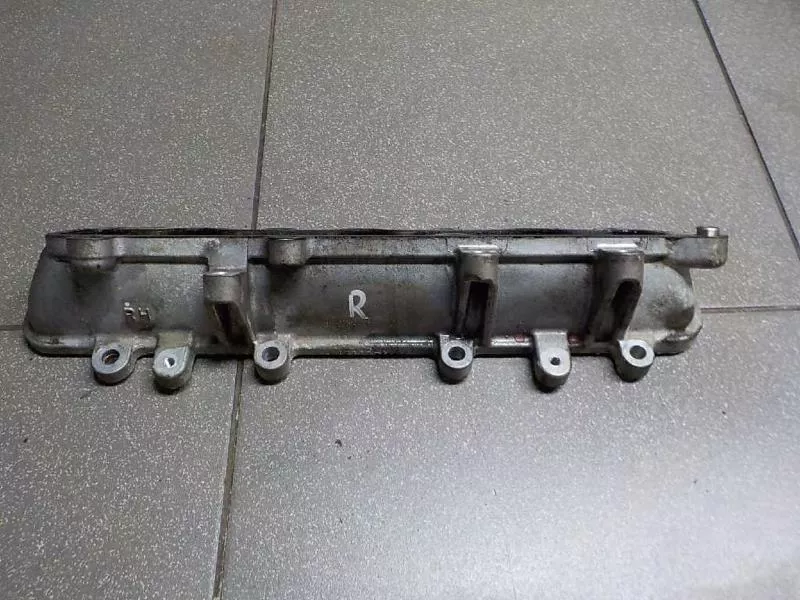 Впускной коллектор ST302185 Впускной коллектор ST302185