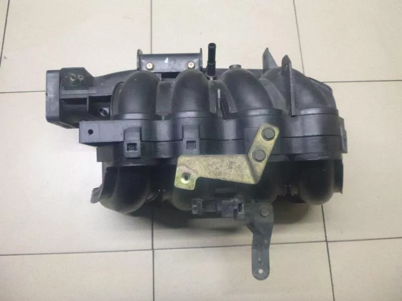 Впускной коллектор ST299774