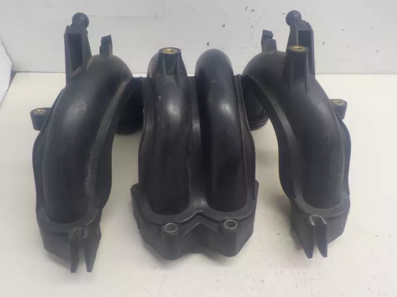 Впускной коллектор ST302418