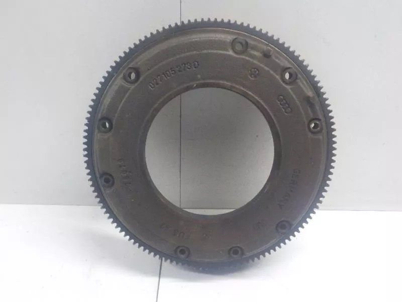 Маховик двигателя BS267022