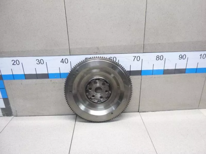 Маховик двигателя BS266800 Маховик двигателя BS266800