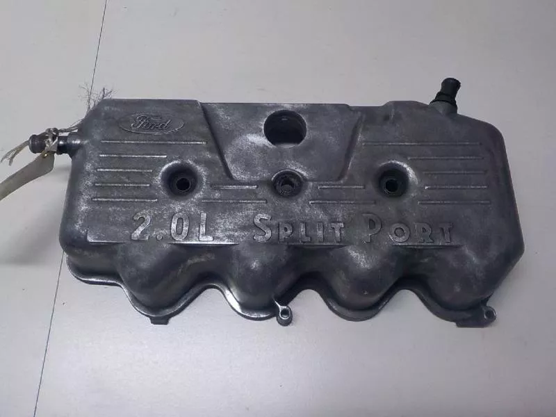 Клапанная крышка ГБЦ BS68944 Клапанная крышка ГБЦ BS68944