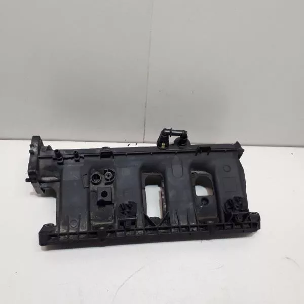 Впускной коллектор ST303012 Впускной коллектор ST303012